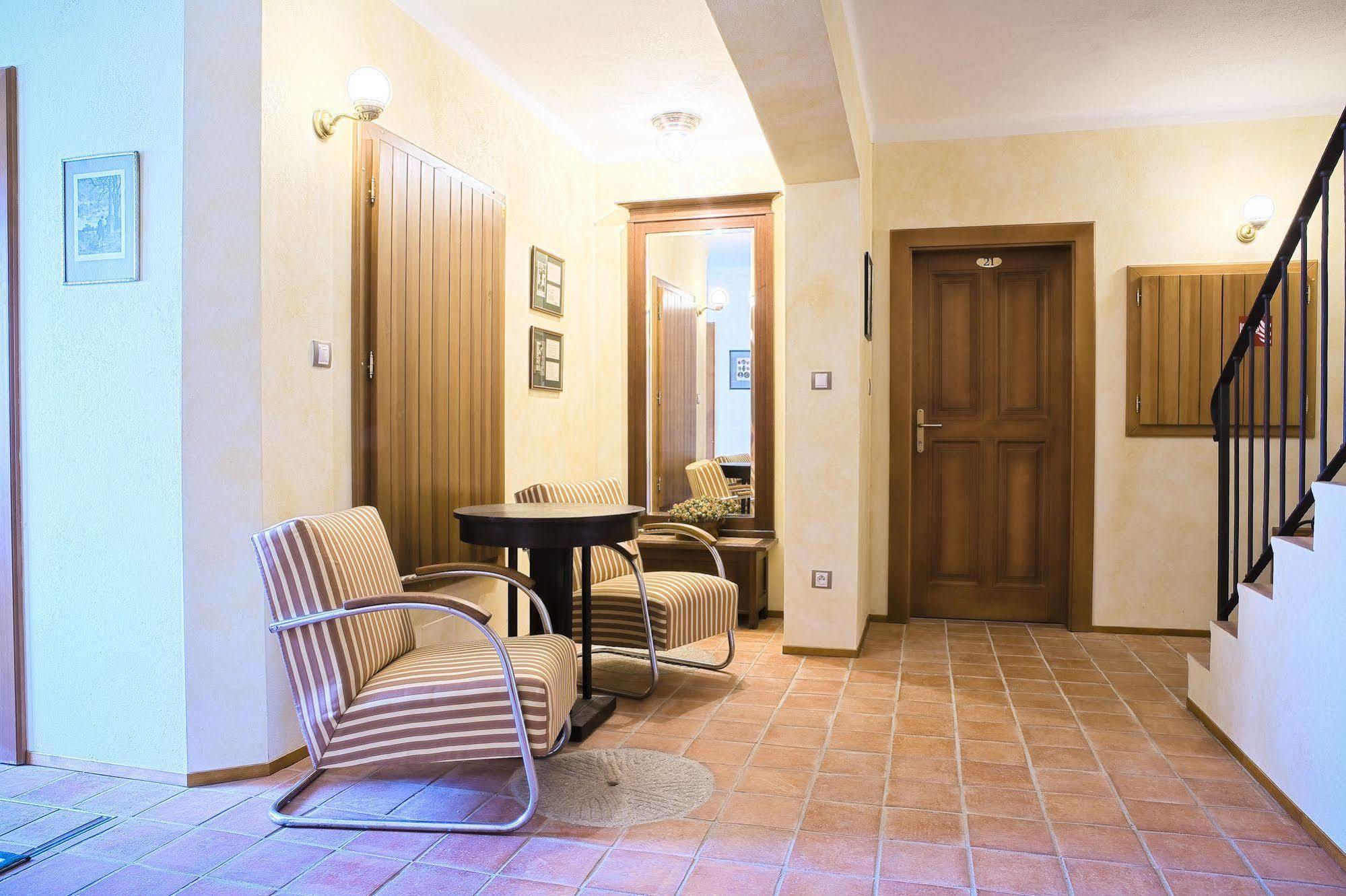 U Zvonu Apartments Cesky Krumlov Exterior photo